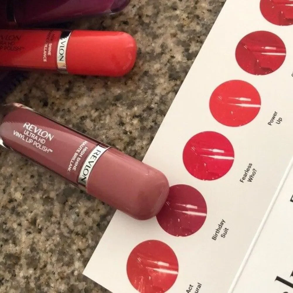 Revlon Ultra HD Vinyl Lip Polish Lip Gloss High Shine